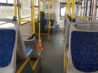 Две пенсионерки получили травмы в салонах волгоградских автобусов 