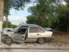 Врезался в столб на полном ходу: на видео попала авария на проспекте Ленина в Волгограде