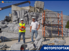 Скульптуру бойцам СВО в стиле Вучетича собирают по частям у подножия Мамаева кургана 