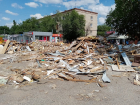 «Руины малого бизнеса»: три павильона и киоск решили снести власти Волгограда