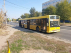 Волжанину зажало руку дверью в автобусе: мужчина попал в больницу