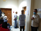 Очереди и пустота: показываем, что творится в волгоградских поликлиниках после праздников