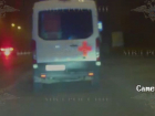 Погоня за угнавшим скорую пьяным зумером попала на видео в Волгограде