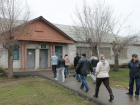 Волгоградское отделение ОНФ пытается спасти на острове Зеленый поликлинику и детский сад