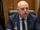 Коммунист с зарплатой меньше, чем у кассира супермаркета, рвется от Волгограда в Госдуму