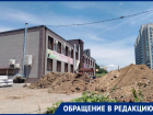 «Грохот, писк и скрежет»: в пруд с утками и рыбой проводят канализационный слив в Волгограде 