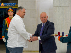 Мэр Волгограда вручил награды накануне Дня города