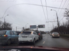 Полиция попросила волгоградских водителей уделить особое внимание дистанции и пешеходам