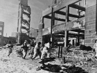 3 декабря 1942 года – советские войны штурмом взяли центральную часть Сталинграда