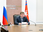 Более 94% волгоградцев считают справедливым, чтобы губернатор Бочаров сам прокатился в маске в набитом автобусе