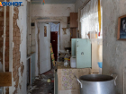Стена рухнула в жилом доме на юге Волгограда