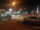 Волгоградка на Renault Megane напротив гипермаркета «Лента» протаранила четыре автомобиля 