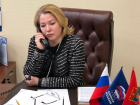 Волгоградцы по телефону рассказали о своих проблемах депутату «Единой России» Ирине Соловьевой  