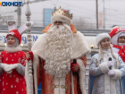 «За копейки к вам никто не поедет»: вызов Деда Мороза на дом достиг 15000 рублей в Волгограде