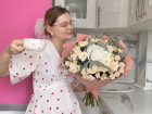Даже фото не успели сделать: беременная блогер из Волгограда рассказала о вялом букете из элитного цветочного и вызвала волну хейта