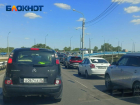 Десятикилометровая пробка образовалась перед Волгоградом 