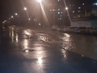 Волгоградцы снимают на видео парализованные потопом дороги