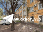  Загаженные задворки площади Ленина показал волгоградец