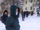 В поликлиниках Волгограда возникли массовые 6-часовые очереди под снегопадом на морозе