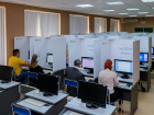 «Пока 3-я волна, дистанта в школах не планируется»: как работает горячая линия облздрава по COVID-19 в Волгограде