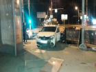 18-летний волгоградец протаранил ночью Renault Logan и попал в больницу