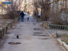 Названы дождавшиеся ремонта дорог счастливые дворы во всех районах Волгограда