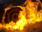 Автомобиль Geely MK Cross сгорел ночью под Волгоградом