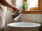 Жители двух районов Волгограда внезапно остались без горячей воды 