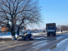 Водителя в крайне тяжелом состоянии спасают после шок-аварии под Волгоградом 