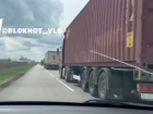 Фуры парализовали волгоградскую трассу 1 мая после введения запрета