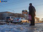 С позором уволить главу Центрального района потребовали за обледенелые тротуары Волгограда