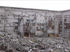 Жуткие виды разрушенного кинотеатра «Юбилейный» в Волгограде показали на видео