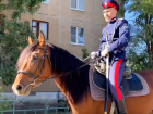Волгоградский казак приехал на выборы верхом на коне 