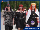 Толпы странно одетых людей шокировали горожан в центре Волгограда