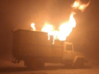 В Волгограде попал на видео мужской поступок водителя на горящей машине