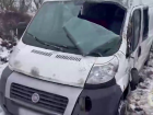 Пассажир погиб в слетевшем с трассы микроавтобусе под Волгоградом  