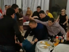 Массовая драка на корпоративе в кафе «Фьюжн» в Волгограде попала на видео 