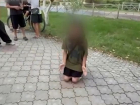 Школьный беспредел со стоящей на коленях девочкой проверит волгоградская прокуратура