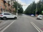 Нелепое ДТП в центре Волгограда отправило двоих в больницу: видео 