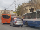 Маршрутка протаранила автобус в центре Волгограда