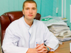 Выживший в страшном ДТП волгоградский врач Алексей Соловьев проходит реабилитацию с помощью экзоскелета