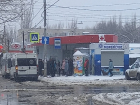 Остановку затопило в Волгограде: очевидцы сняли видео