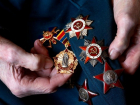 Волгоградскому "писателю" грозят 5 лет колонии за сбор с ветеранов медалей "ради книги"