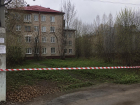 Лежал с разбитой головой: мужчина погиб  после падения с крыши под Волгоградом