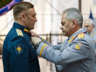 В Волгограде установили почетную доску на фасаде родной школы Героя России Дмитрия Литвинова