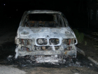 Ночью в Волгограде на одной улице сожгли BMW и Ford