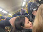 «Люди друг друга толкают, орут, детей жмут»: волгоградец о «мясорубке» в автобусе №55