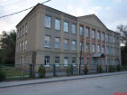 После публикации на "Блокнот Волгоград" аварийное здание начальной школы закрыли на ремонт