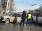 Автобус "Питеравто" попал в ДТП на севере Волгограда