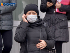Волгоградцы до сих пор не поняли, нужно ли носить на улице маску